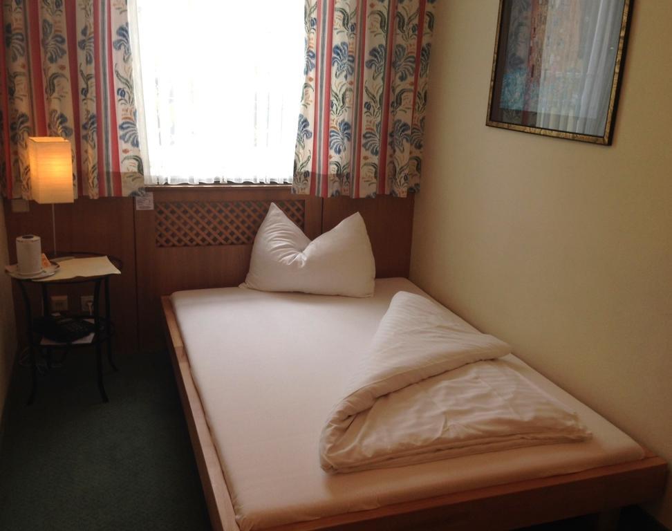 Hotel Pension Alte Muehle Klosterneuburg Cameră foto